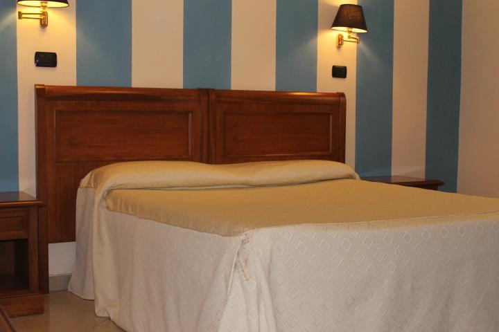 Hotel Coluccini Марина-ди-Пьетрасанта Экстерьер фото